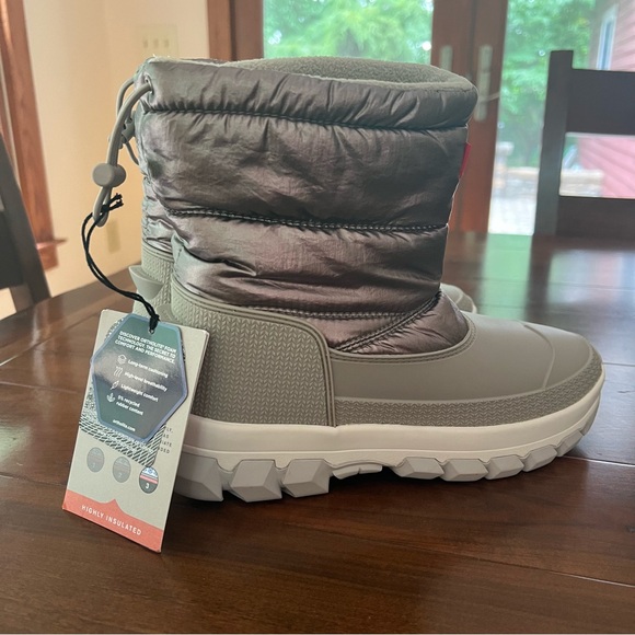 Hunter Metallic Silver Gray Intrepid Insulated Short Boots 7 NWT! - Picture 5 of 11